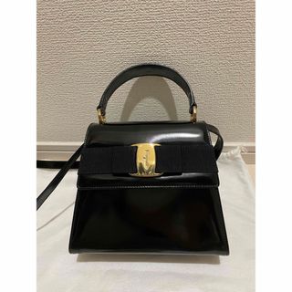 サルヴァトーレフェラガモ(Salvatore Ferragamo)のSalvatore Ferragamoフェラガモ ショルダーバッグ(ショルダーバッグ)