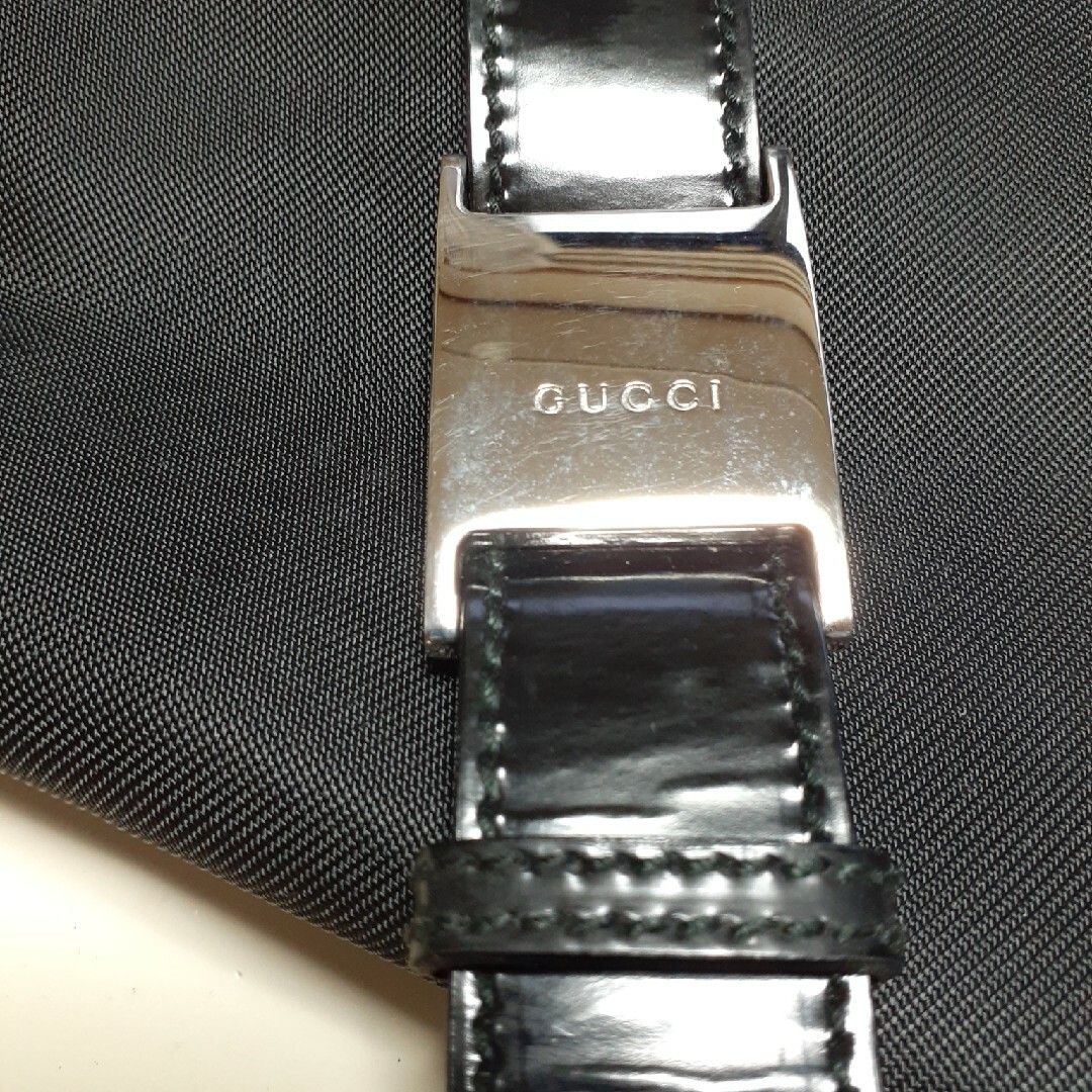 Gucci(グッチ)のGUCCI　ネームタグ&ポーチ付き レディースのファッション小物(その他)の商品写真