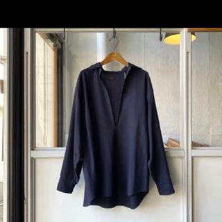 コモリ(COMOLI)のCOMOLI ウールビエラ スキッパーシャツ　コモリ 22aw ネイビー(シャツ)