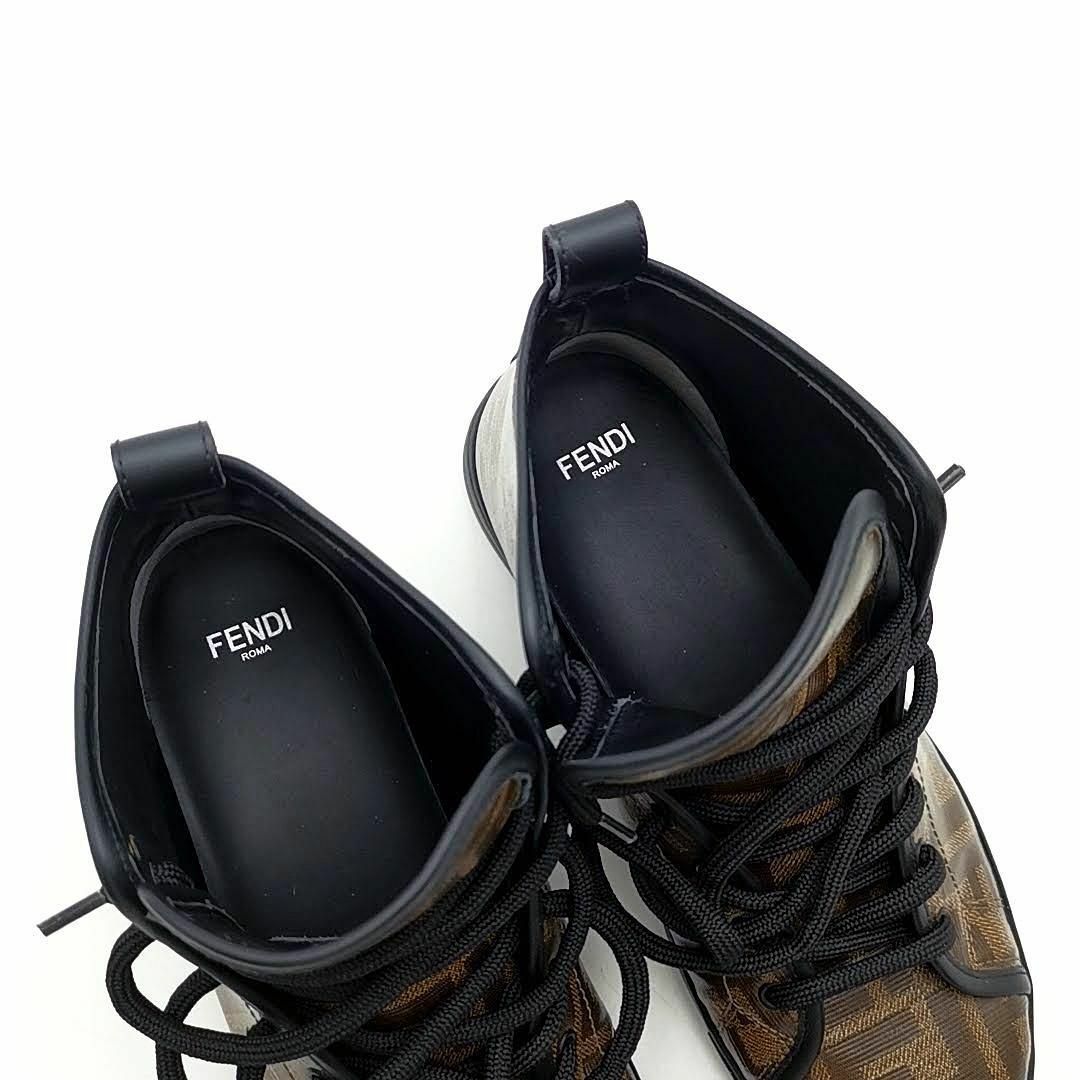 FENDI - 超美品 フェンディ FENDI スニーカー ズッカ柄 03-23100412の