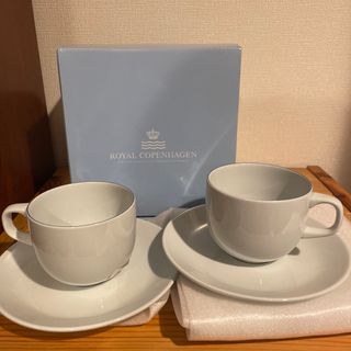 ロイヤルコペンハーゲン(ROYAL COPENHAGEN)のロイヤルコペンハーゲン　ティーカップ　ペアカップ　箱付き(食器)