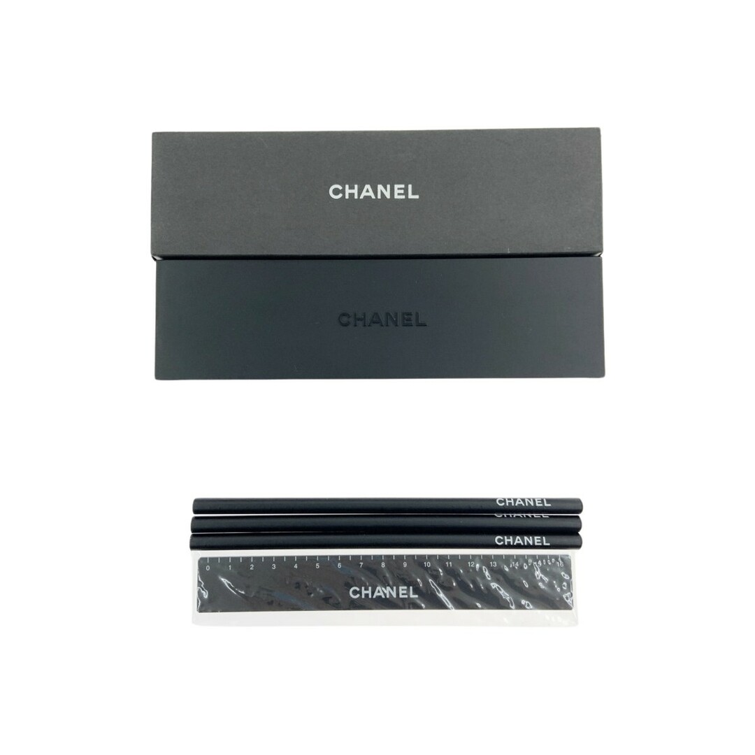 CHANEL(シャネル)の〇〇CHANEL シャネル ノベルティ ペンケース セット 鉛筆 定規   ブラック インテリア/住まい/日用品の文房具(その他)の商品写真