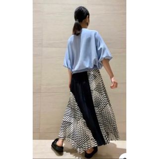 ADORE - お買得セール❣️ADOREアドーア オプティカルプリントスカート