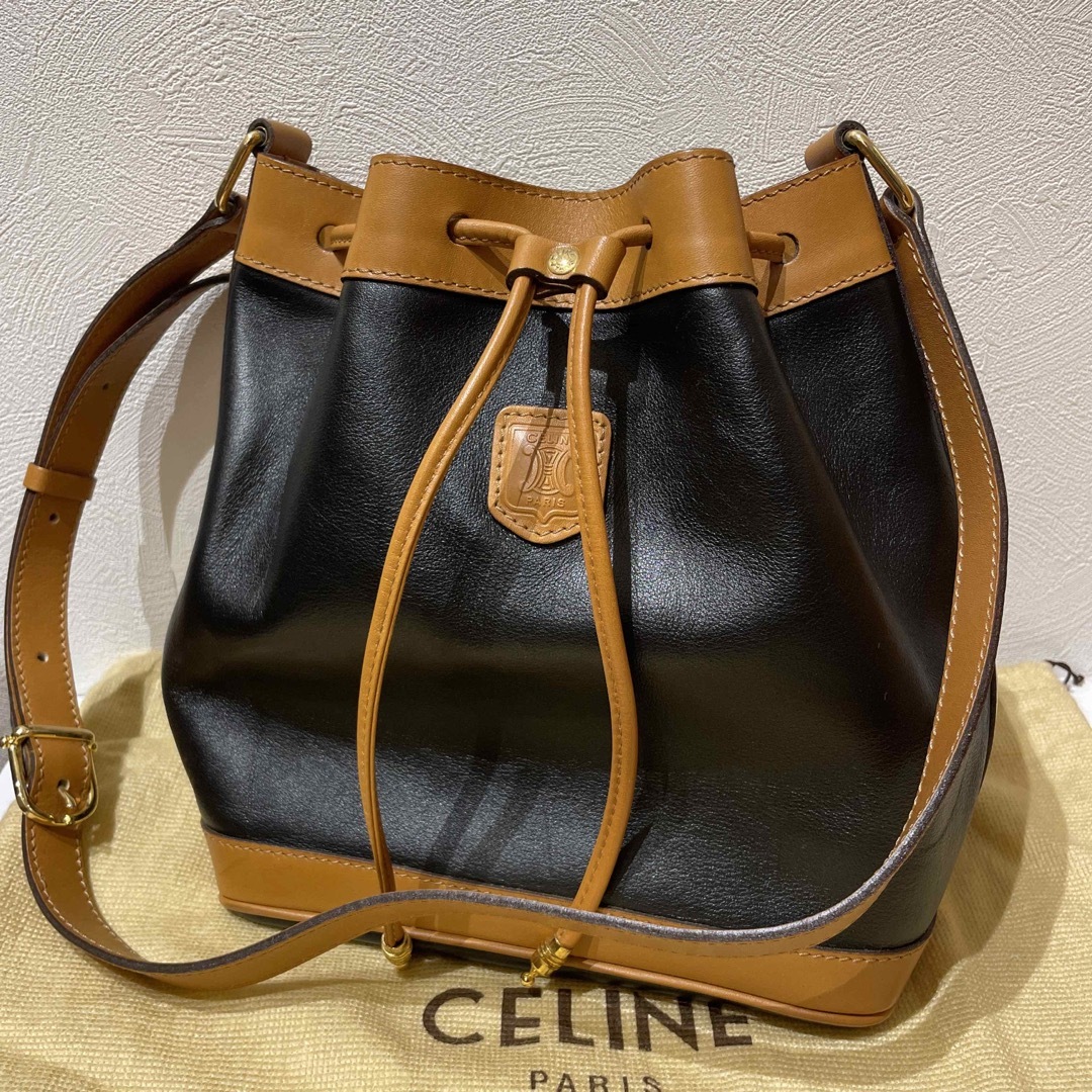 バッグCELINE♦︎セリーヌ トリオンフ バケット ワンショルダーバッグ 巾着