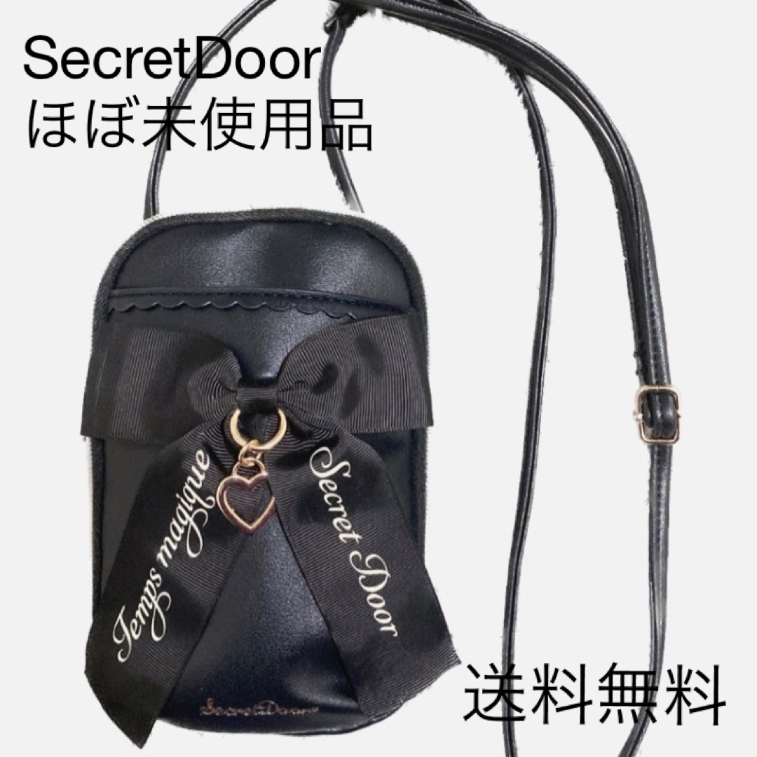 SecretDoor(シークレットドア)の【値下げ‼️】SecretDoorスマホショルダー【送料無料】 レディースのバッグ(ショルダーバッグ)の商品写真