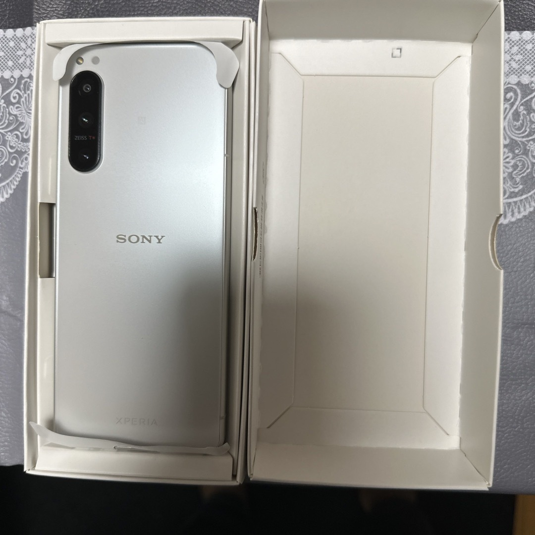 SONY Xperia 5 IV A204SO エクリュホワイト