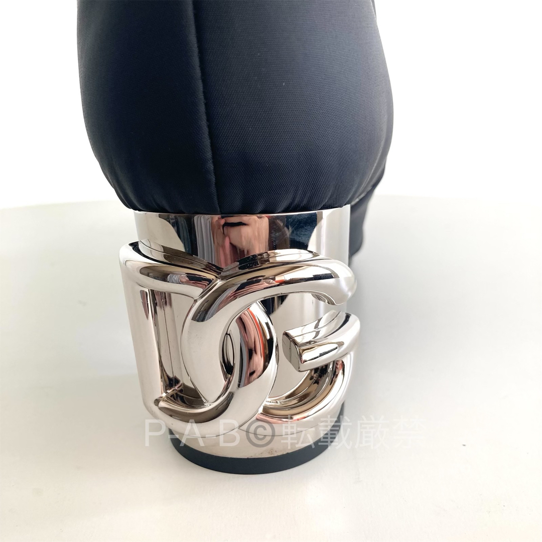 DOLCE&GABBANA - 新品 DOLCE&GABBANA パデッド キルテッド DOLCE&GABBANA - 新品 DOLCE&GABBANA パデッド キルテッド