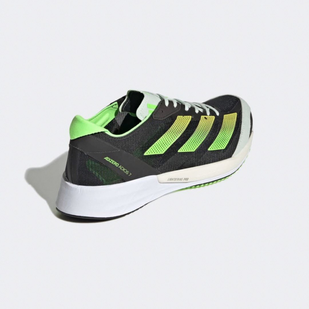 adidas(アディダス)の送料無料 新品 adidas ランニング ADIZERO JAPAN7W24.5 スポーツ/アウトドアのランニング(シューズ)の商品写真