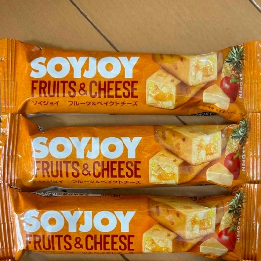 大塚製薬(オオツカセイヤク)のSOYJOY ソイジョイ　フルーツ&ベイクドチーズ　4個◆大塚製薬 食品/飲料/酒の食品(菓子/デザート)の商品写真