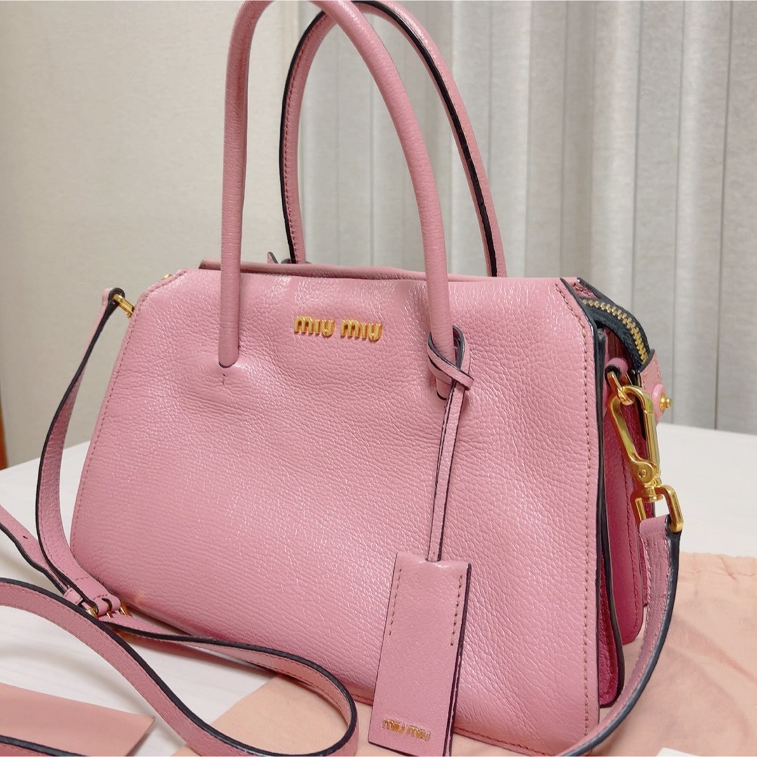 miu miu マドラス ミニショルダーバッグ レザー ROSA ピンク