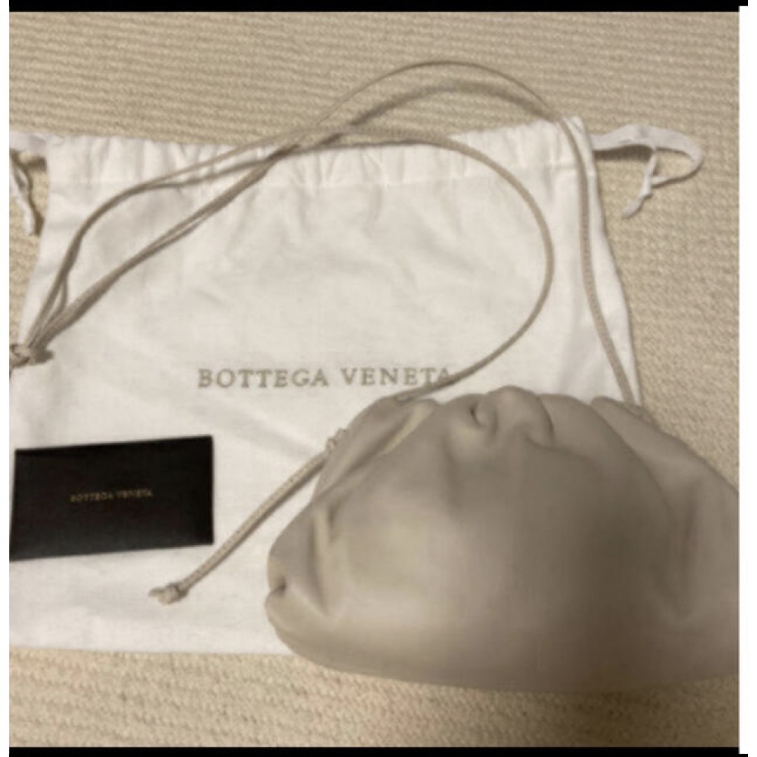 BOTTEGA VENETA バターカーフ ザ・ポーチ 20 ミスト BOTTEGA VENETA バターカーフ ザ・ポーチ 20 ミスト