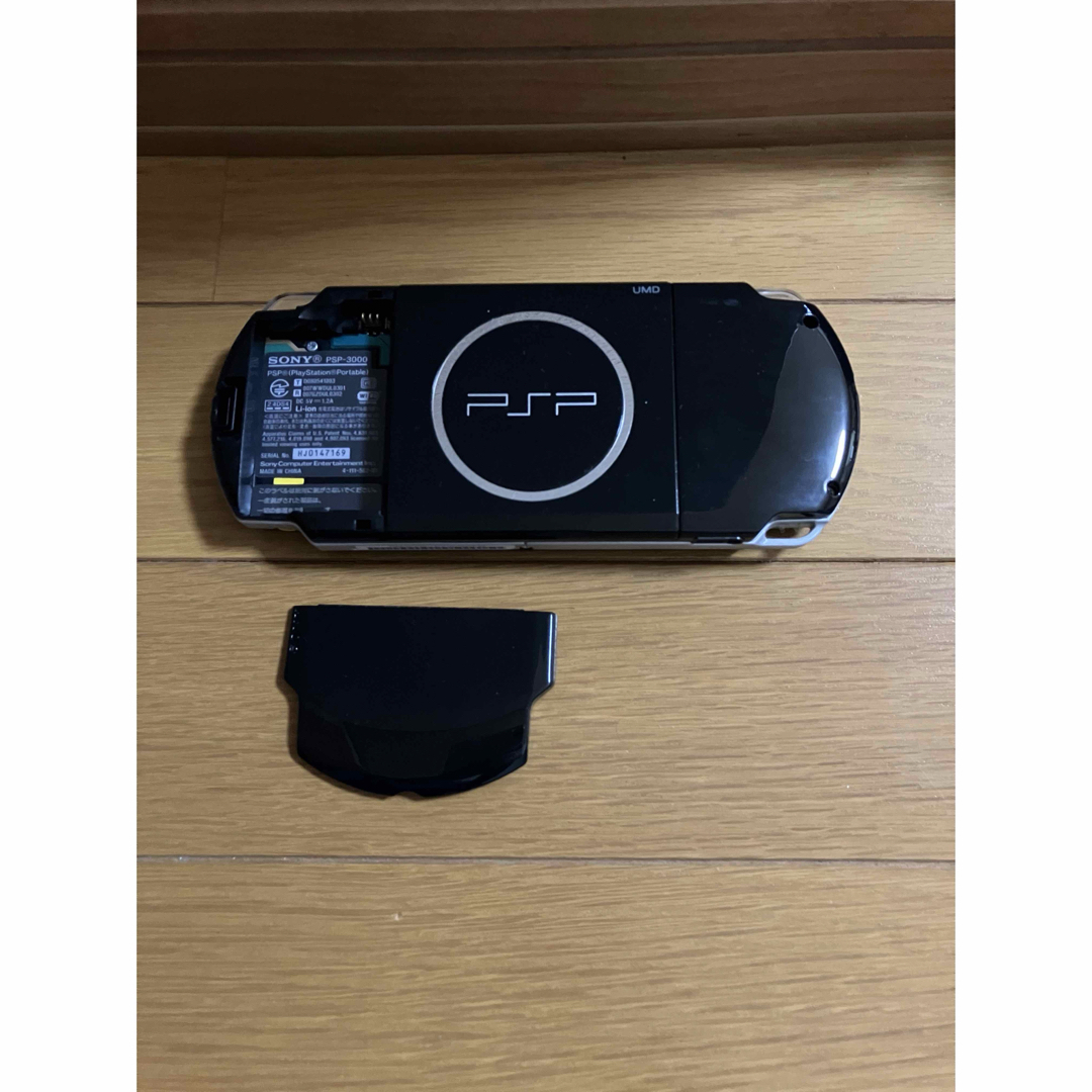 PlayStation Portable(プレイステーションポータブル)のPSP-3000 ピアノブラック エンタメ/ホビーのゲームソフト/ゲーム機本体(携帯用ゲーム機本体)の商品写真