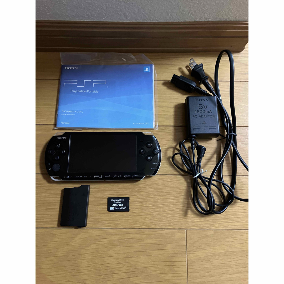 PlayStation Portable(プレイステーションポータブル)のPSP-3000 ピアノブラック エンタメ/ホビーのゲームソフト/ゲーム機本体(携帯用ゲーム機本体)の商品写真