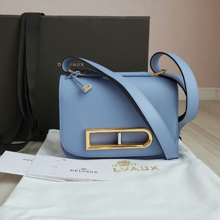 デルヴォー(DELVAUX)の美品《デルヴォー》ランゴー ショルダーバッグ オーレンカーフ PM コーンフラワ(ショルダーバッグ)