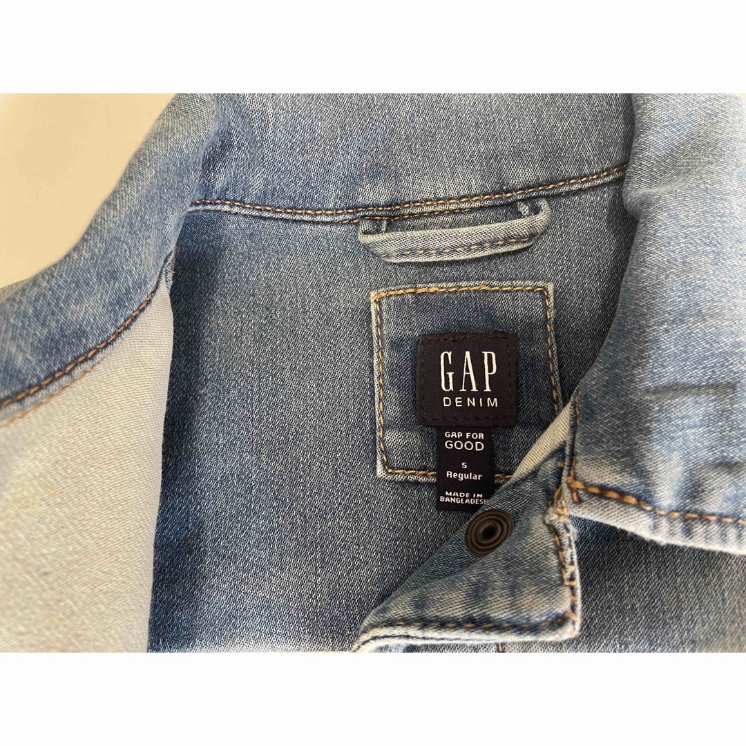 GAP(ギャップ)のGAP DENIM ギャップ デニム Gジャン ジャケット 120 キッズ キッズ/ベビー/マタニティのキッズ服女の子用(90cm~)(ジャケット/上着)の商品写真