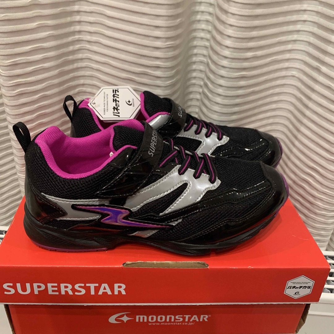 SUPERSTAR(スーパースター)のムーンスター　SUPERSTAR     キッズスニーカー　サイズ22.5cm キッズ/ベビー/マタニティのキッズ靴/シューズ(15cm~)(スニーカー)の商品写真