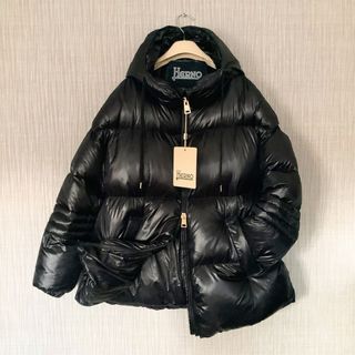 ヘルノ(HERNO)の新品☆ヘルノ ふわふわの着心地♪最暖 ダウンジャケット 定価159500円 黒(ダウンジャケット)