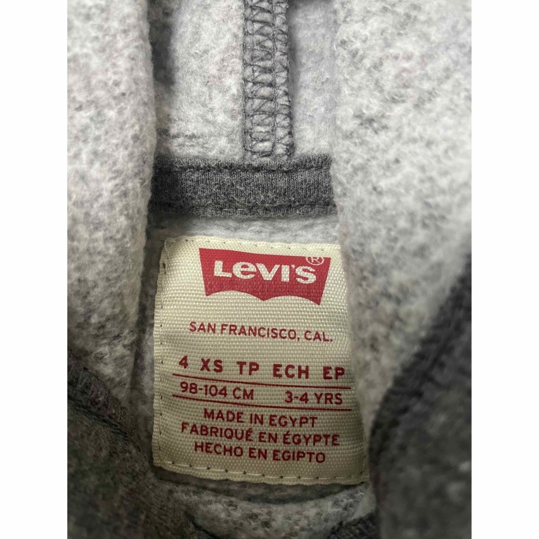 Levi's(リーバイス)の男の子　Levi’s リーバイス　フーディー キッズ/ベビー/マタニティのキッズ服男の子用(90cm~)(Tシャツ/カットソー)の商品写真