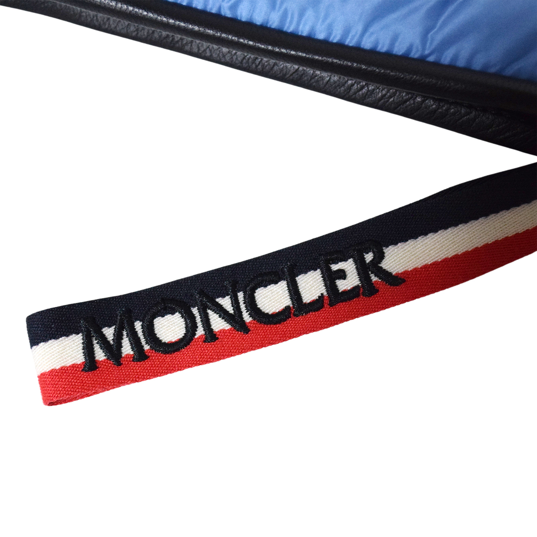 MONCLER モンクレール  ナイロンキルト レザーワッペン付き  ポーチ  メンズ クラッチバッグ