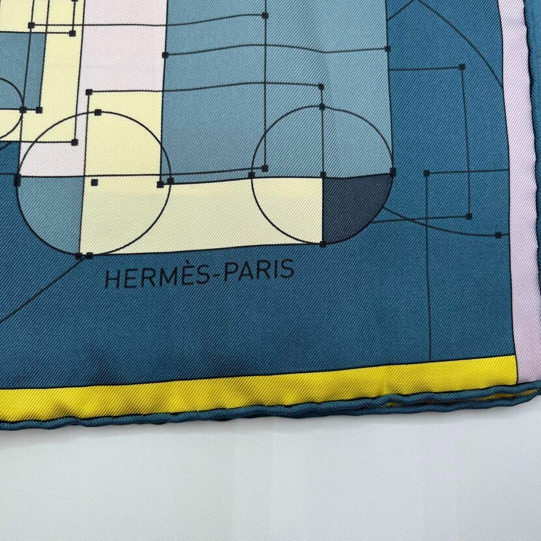 Hermes(エルメス)のエルメス  スカーフ  ECHEC AU ROI チェックメイト チェス　シルク レディースのファッション小物(バンダナ/スカーフ)の商品写真