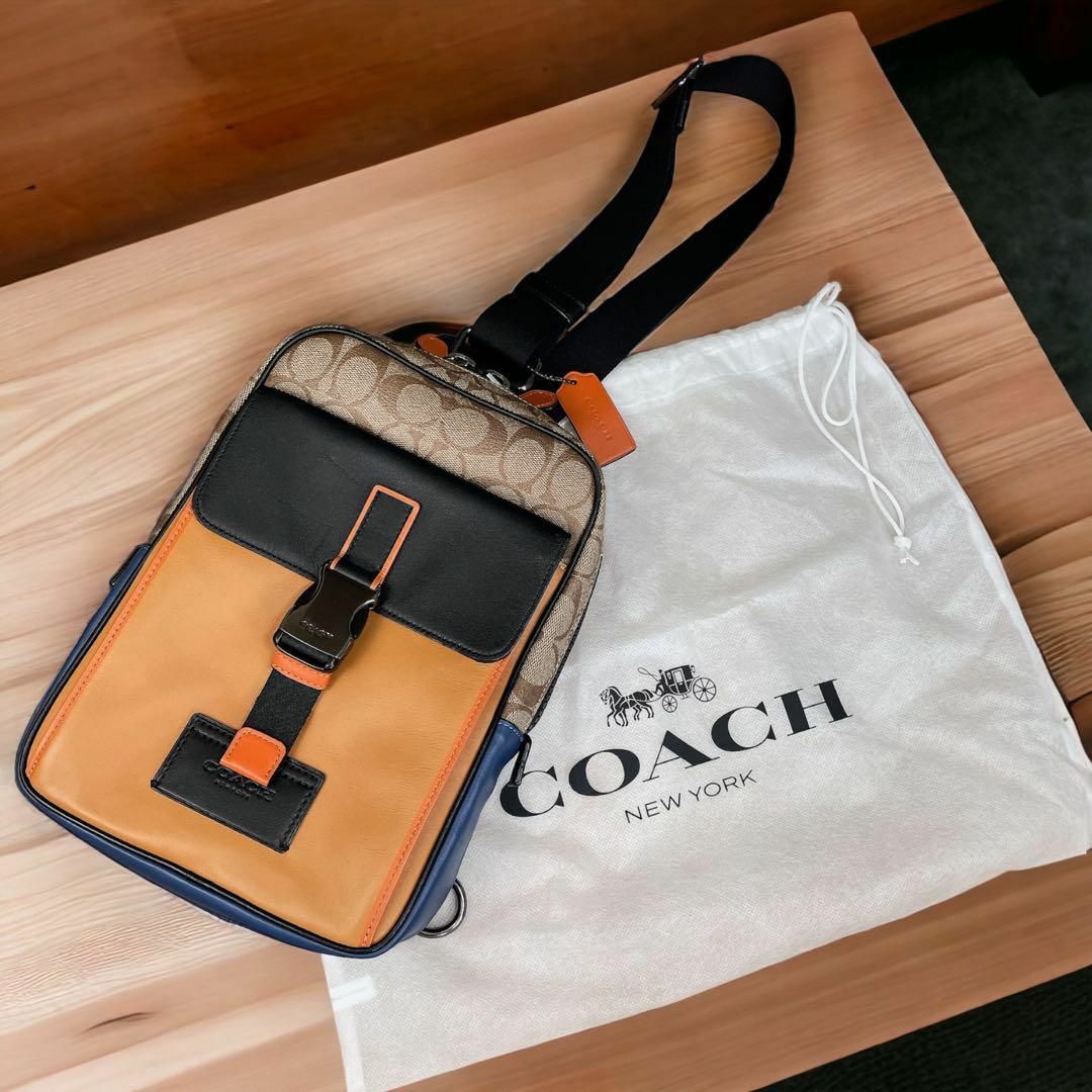 COACH 高級レザー 大人のワンショルダー シグネチャー スリングショルダー19cm奥