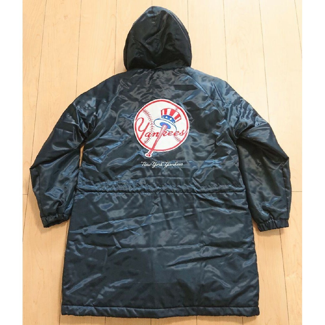 Majestic - M 新品 Majestic ヤンキース ベンチコート ブルゾン Majestic - M 新品 Majestic ヤンキース ベンチコート ブルゾン