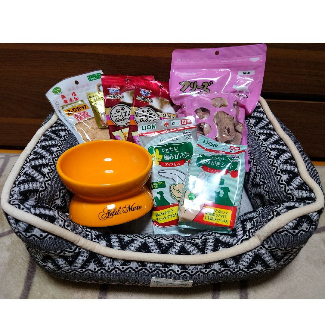 【未開封/新古品】猫(犬)用、食器、ベッド、ママクックフリーズドライ、ふりかけ、