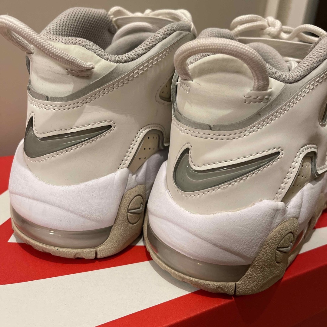 NIKE AIR MORE UPTEMPO GS ナイキエアモアアップテンポ  メンズの靴/シューズ(スニーカー)の商品写真