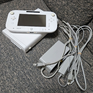 WiiU ベーシックセット＋ソフト3本（スプラ、マリカ8、ゼルダ無双）