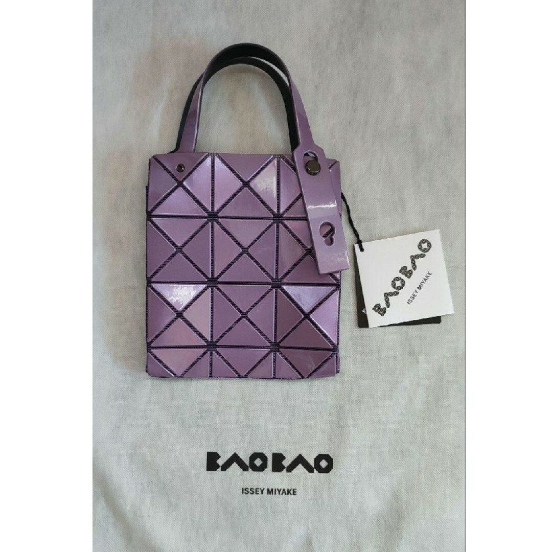 BAOBAO ISSEYMIYAKE カラット