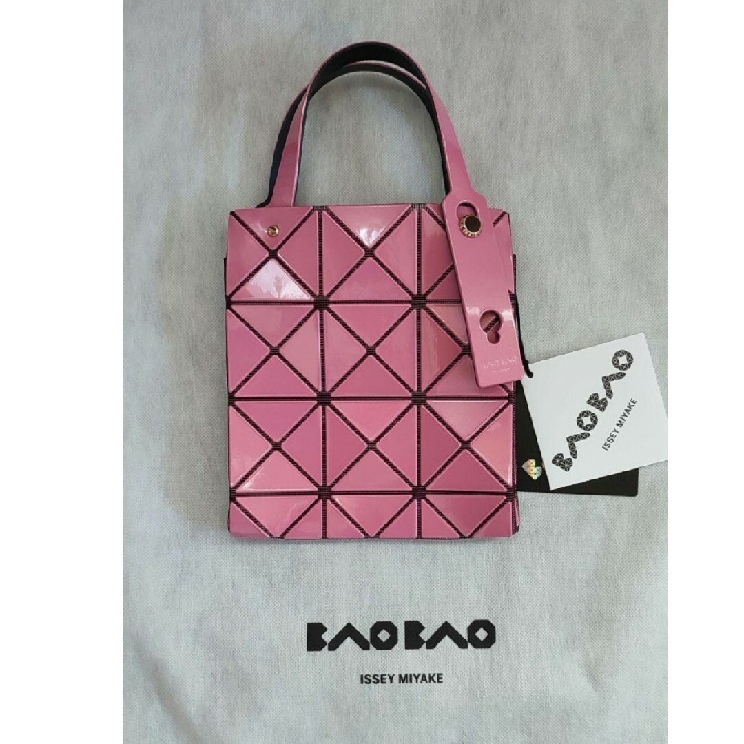 BAOBAO ISSEYMIYAKE カラット