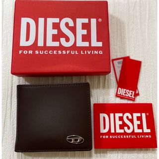 新品★DIESEL 二つ折り財布 エンボスレザー ロゴ 牛革 小銭入れ無しタイプ