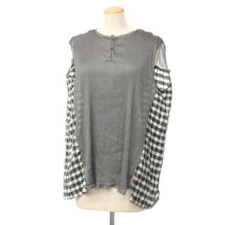 【中古】ミー イッセイミヤケ me ISSEY MIYAKE 2023年秋冬 プリーツ加工 切替ブラウスカットソー グレーxホワイト【サイズ表記なし（M位）】【レディース】(シャツ/ブラウス(長袖/七分))