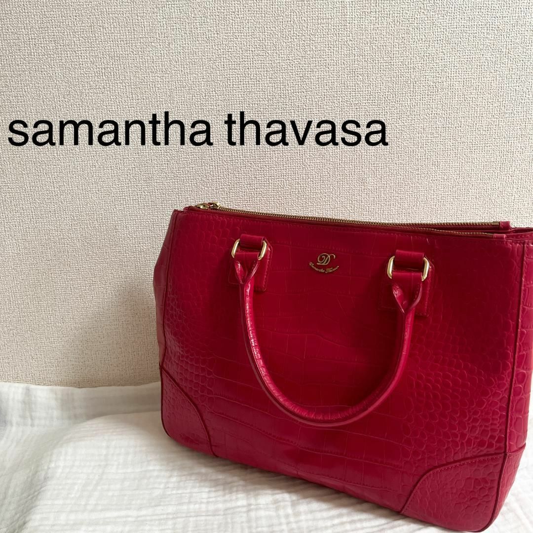 美品✨Samantha Thavasa サマンサタバサセミショルダーバッグレッド