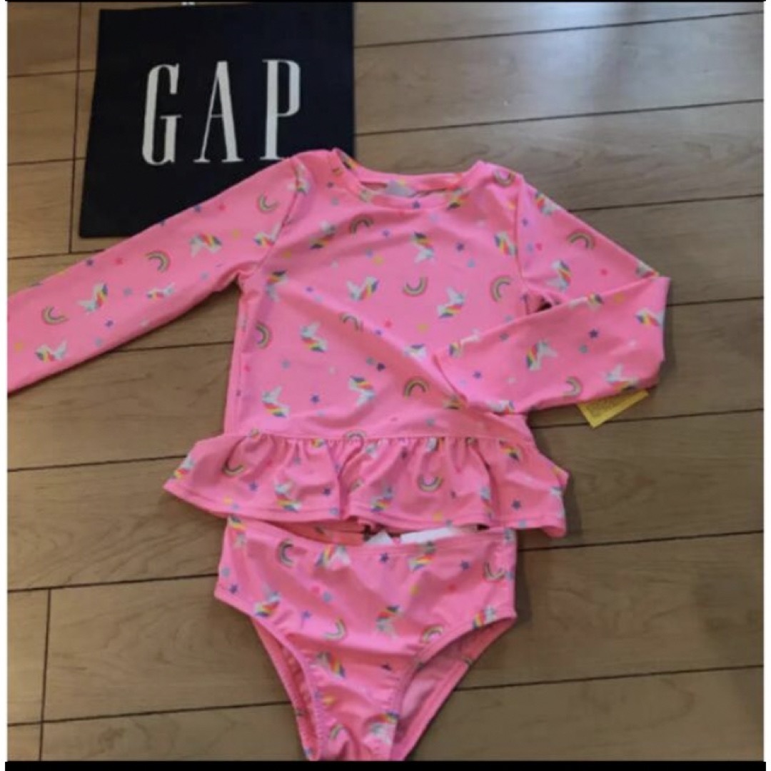 babyGAP(ベビーギャップ)の新品⭐︎ 90cm gap 水着　ラッシュガード　ユニコーン キッズ/ベビー/マタニティのキッズ服女の子用(90cm~)(水着)の商品写真