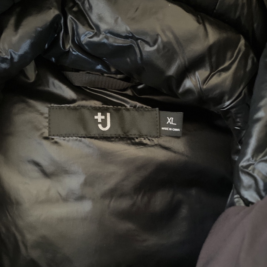 UNIQLO(ユニクロ)のプラスj ハイブリッドダウン オーバーサイズ パーカ パーカー ボルドー XL メンズのジャケット/アウター(ダウンジャケット)の商品写真