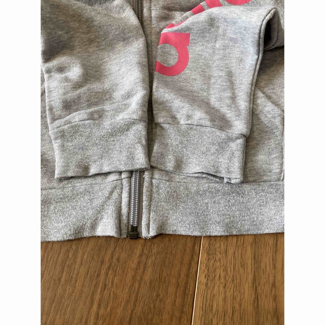 adidas(アディダス)のadidas キッズ 女の子 ジップアップ パーカー スエット 130 キッズ/ベビー/マタニティのキッズ服女の子用(90cm~)(ジャケット/上着)の商品写真