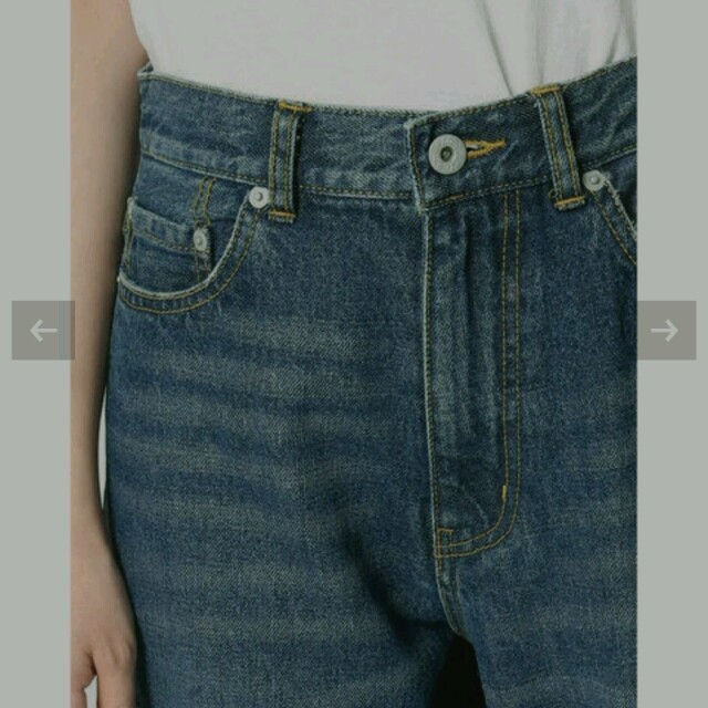 SLOBE IENA(スローブイエナ)のLE DENIM ストレートパンツ 38 レディースのパンツ(デニム/ジーンズ)の商品写真