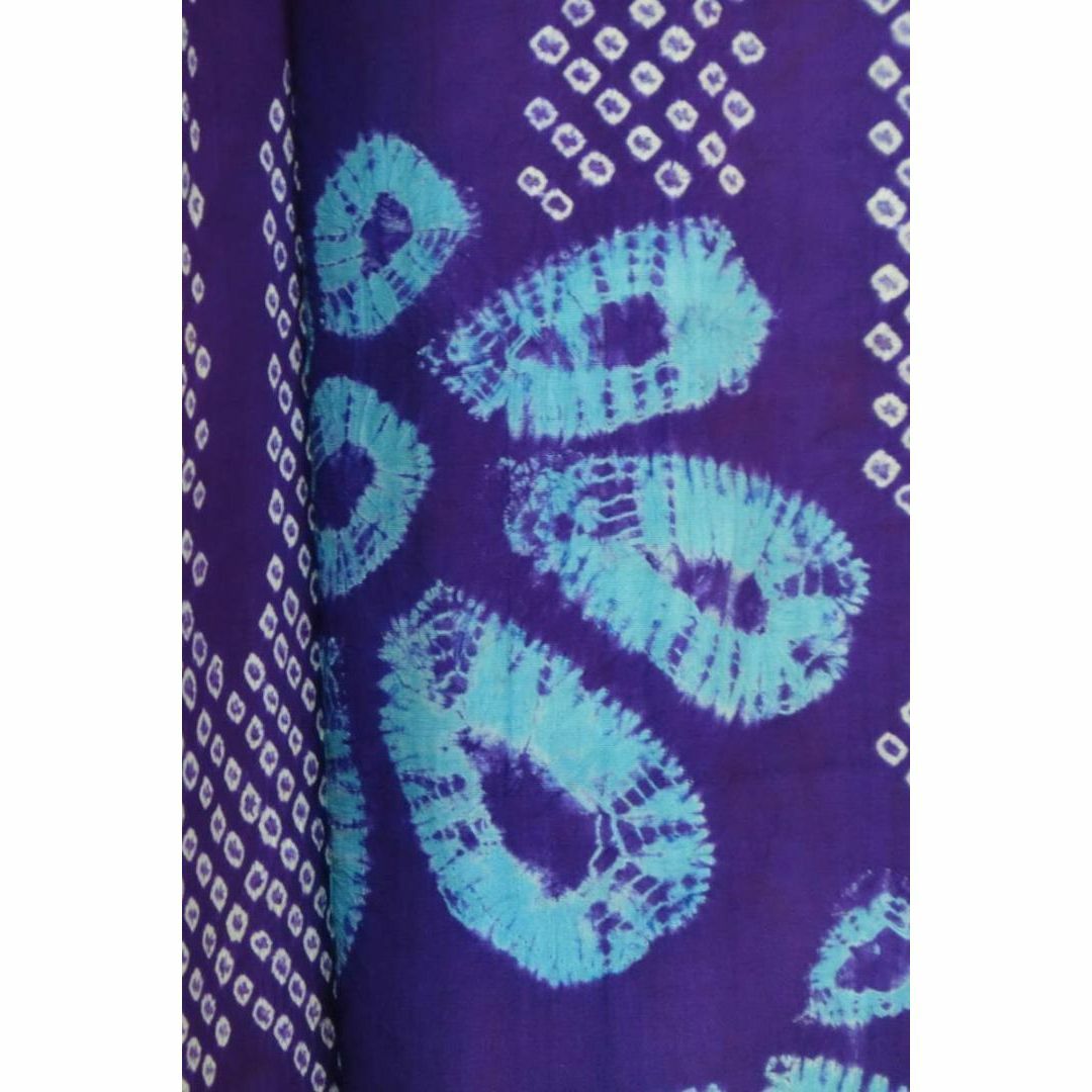 ＡＡアンティークお仕立て上がり正絹羽織　紫色地に花柄　絞り レディースの水着/浴衣(着物)の商品写真