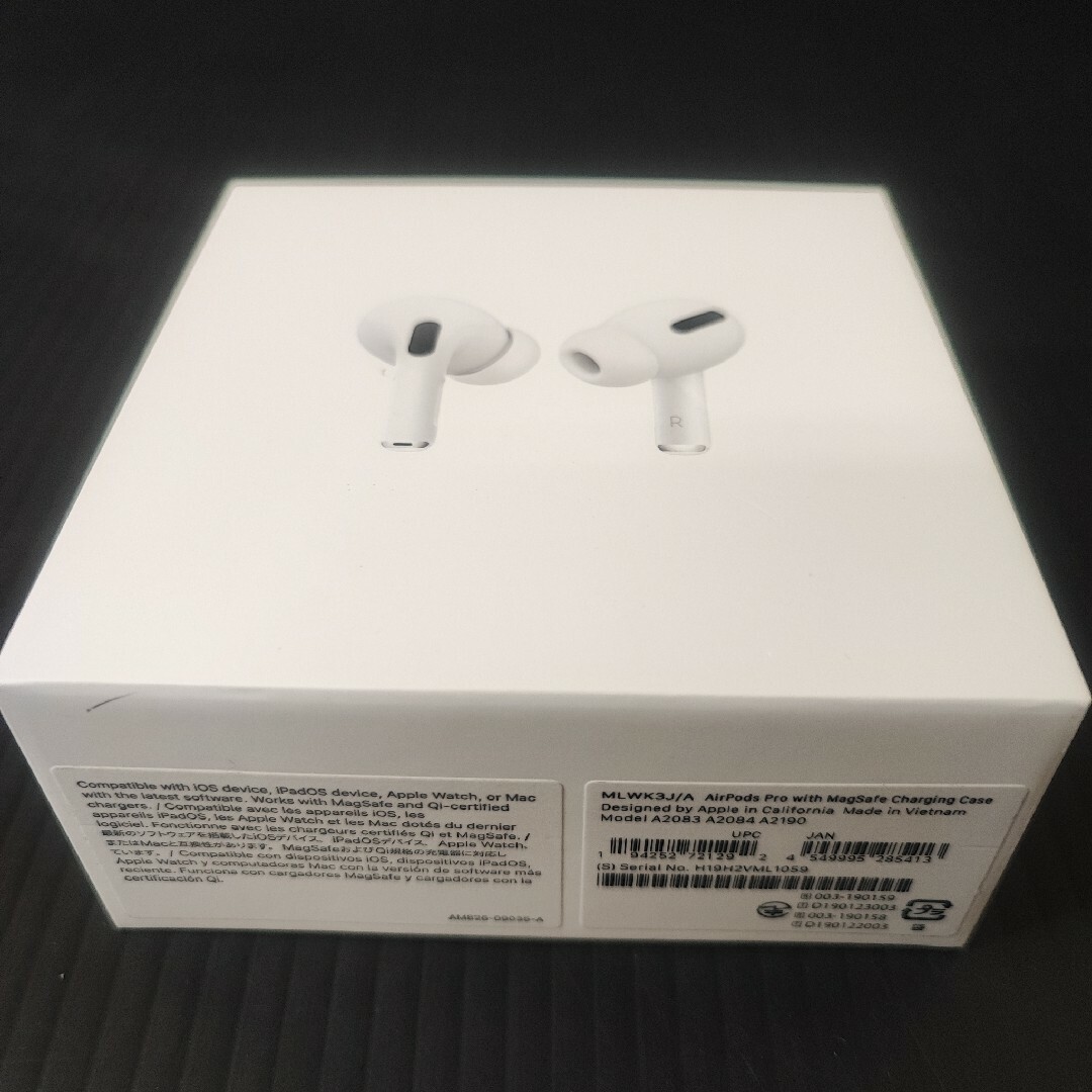 Apple イヤホン AirPods Pro　MLWK3J/A