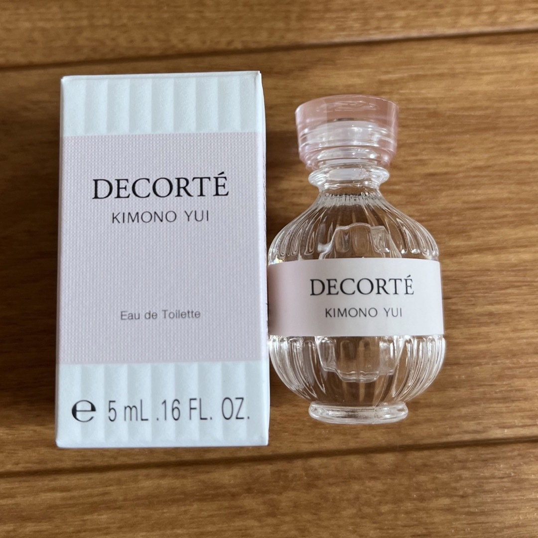 COSME DECORTE(コスメデコルテ)のコスメデコルテ キモノユイ オードトワレ 5ml  香水 コスメ/美容の香水(香水(女性用))の商品写真