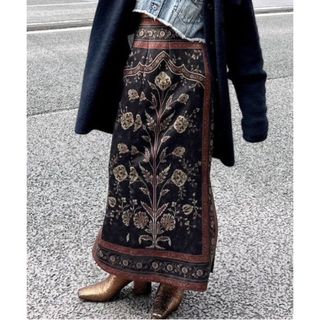 VELOUR DOCKING SCARF SKIRT