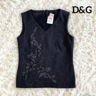 ドルチェアンドガッバーナ(DOLCE&GABBANA)の【専用】レア☆ドルチェ＆ガッバーナ ヴィンテージ 花柄刺繍 スパンコール(カットソー(半袖/袖なし))