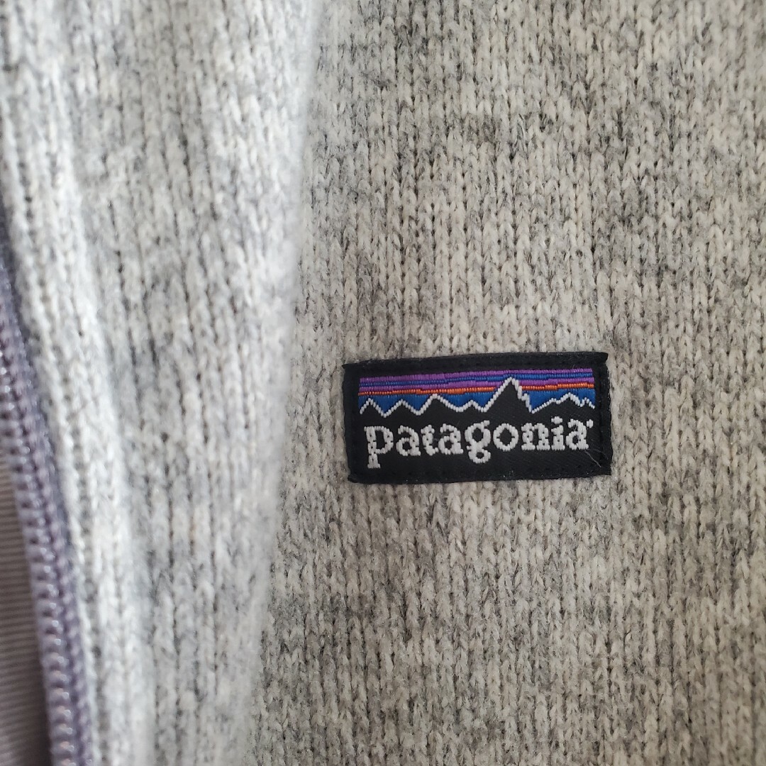 patagonia(パタゴニア)の【値下げ】patagonia ジップパーカー レディースのジャケット/アウター(ブルゾン)の商品写真