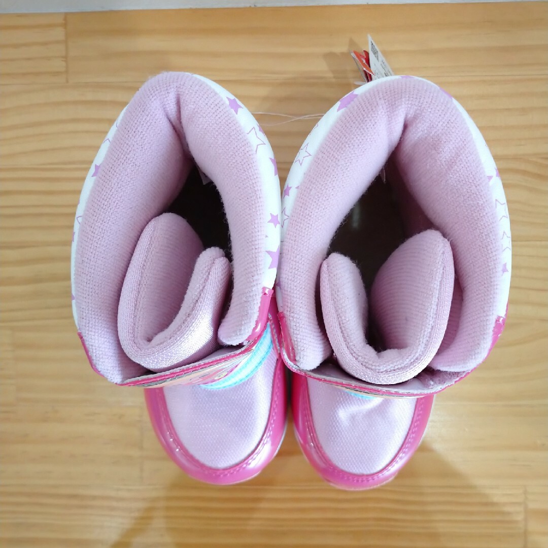 MOONSTAR (ムーンスター)の新品未使用 アンパンマン スノーブーツ ピンク スパイク付き16.0cm キッズ/ベビー/マタニティのキッズ靴/シューズ(15cm~)(ブーツ)の商品写真