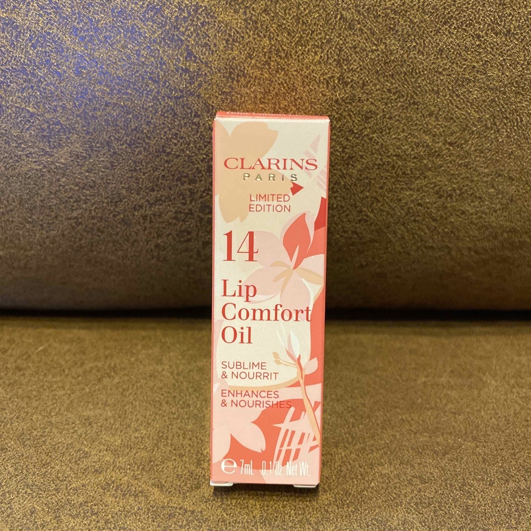 CLARINS(クラランス)の新品未使用　CLARINS コンフォートリップオイル　サクラ コスメ/美容のスキンケア/基礎化粧品(リップケア/リップクリーム)の商品写真