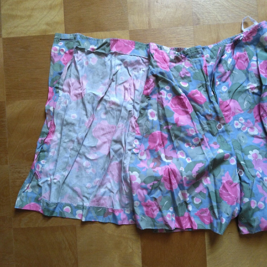 ショートパンツ　花柄　スカート　日本製 レディースのパンツ(ショートパンツ)の商品写真