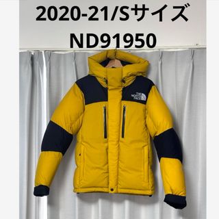 ノースフェイス(THE NORTH FACE) ダウンジャケット(メンズ)（イエロー