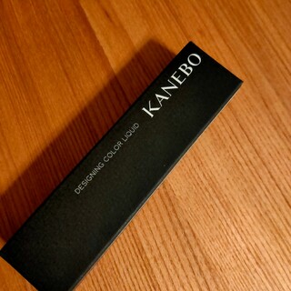 Kanebo - カネボウ デザイニングカラーリクイド 03ブランド：Kanebo