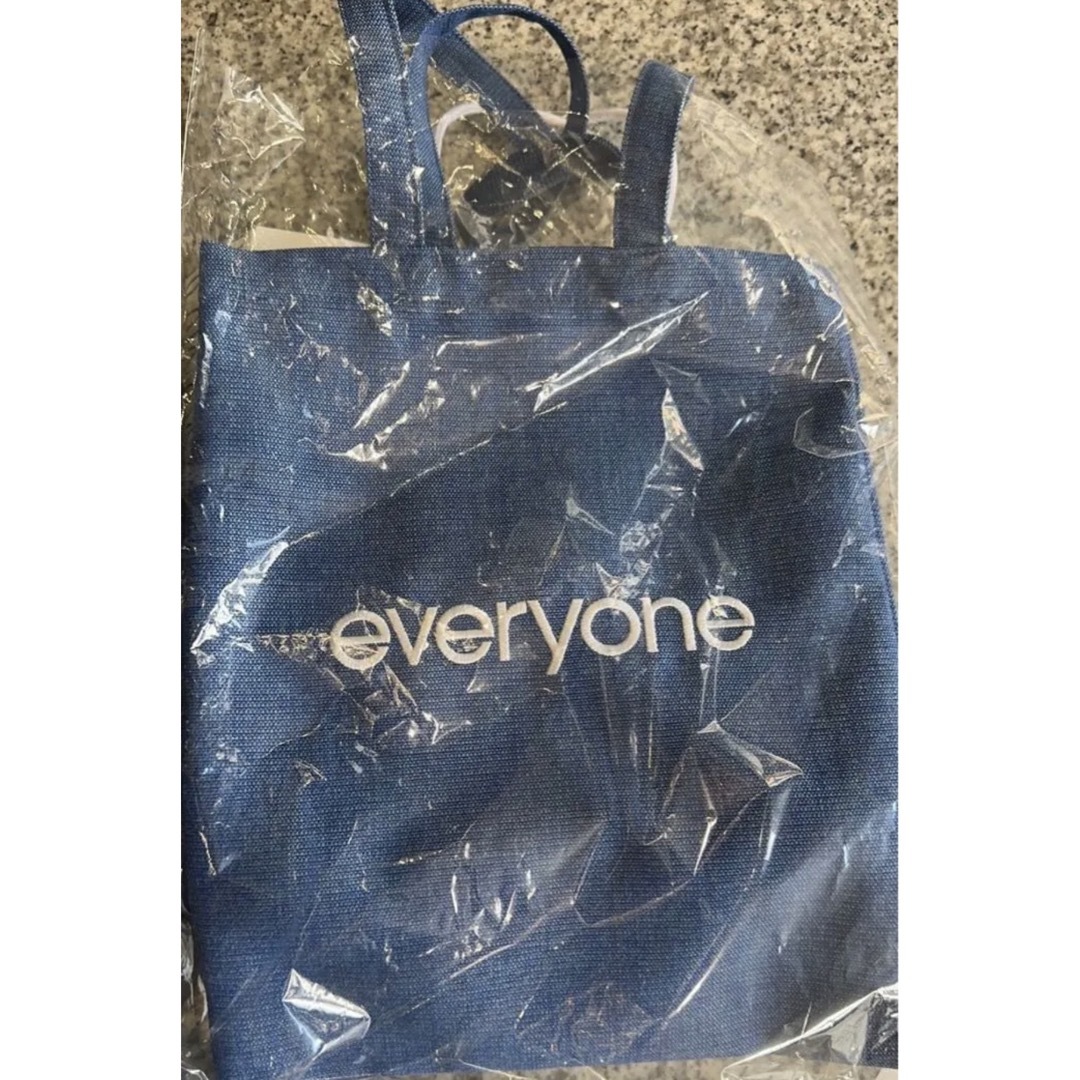 everyone kvadrattextiles トートバッグ